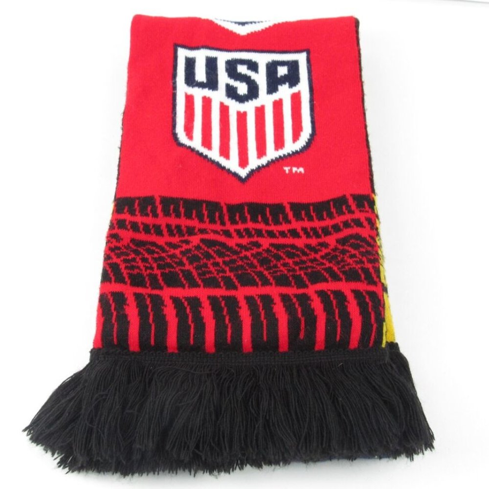 USA Continental Scarf Winter "One Nation One Team" Yellow/Black/Red